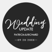 Chique kalligrafie bruiloft update klassiek ronde sticker (Voorkant)