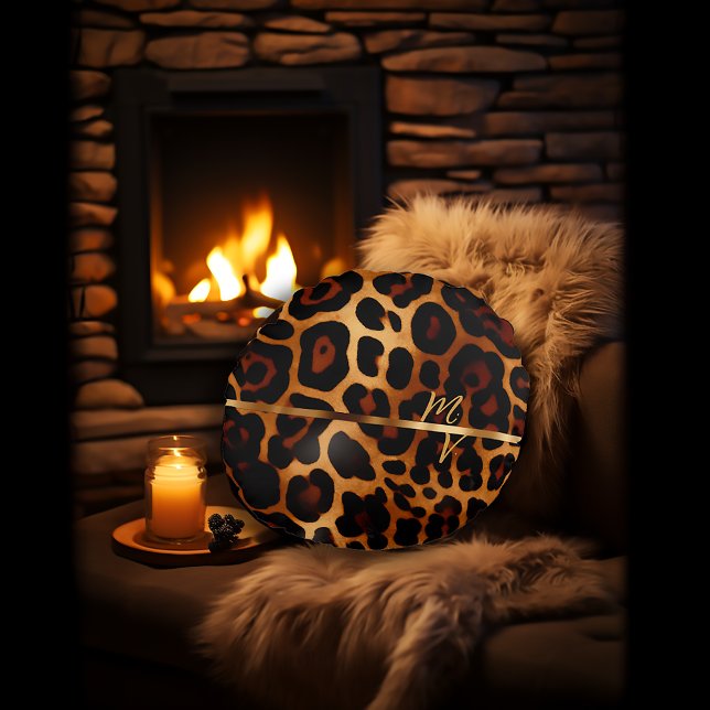 Chique Luipaard Print en Goud Monogram Rond Kussen (Stylish Luxe Leopard-Print Decorative Throw Pillow )