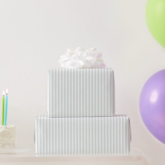 Chique Mint Witte Strepen Verjaardag Cadeaupapier (Feestgeschenken)