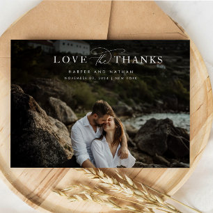 Chique moderne kustbruiloftsfoto save the date