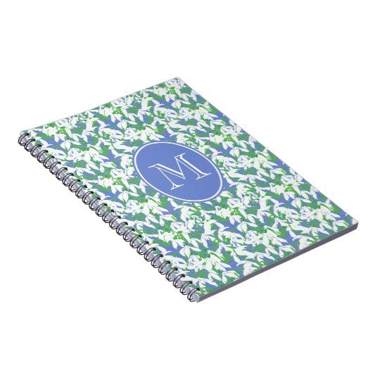 Chique monogram sneeuwdruppelpatroon op poederblau notitieboek (Rechterzijde)