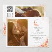 Chique Perzik Blush Bloemen Monogram Foto Bruiloft Kaart (Voorkant / Achterkant)