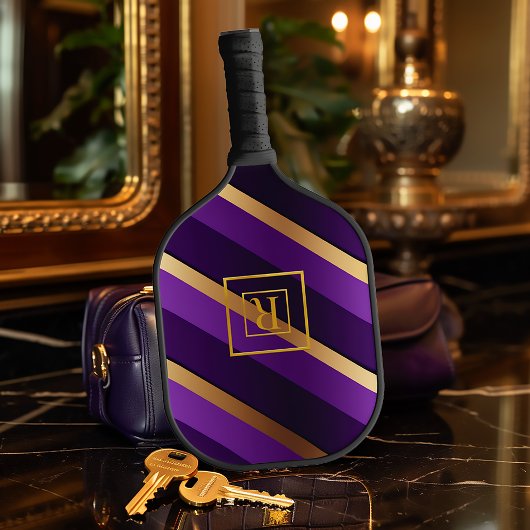 Chique Royal Paarse en gouden monogram Pickleball Paddle