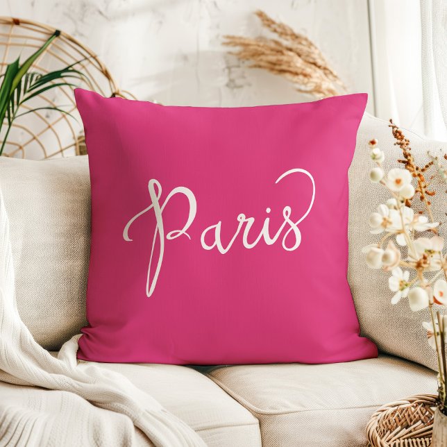Chique roze en witte Parijse typografie Kussen (Creator heeft geüpload)