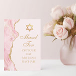 Chique Roze Goud Custom Bat Mitzvah Mazel Tov Kaart<br><div class="desc">Chique roze en gouden agaat versiert de zijkant van deze moderne Bat Mitzvah feestfelicitatiekaart. Mazel Tov. Pas het aan onder de Ster van David. Perfect  wenskaart voor een chique,  stijlvolle joodse familie die een meisje dat wordt geroepen om de Thora vieren.</div>