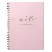 Chique Roze Moderne Gouden Script Monogram Naam Notitieboek (Voorkant)