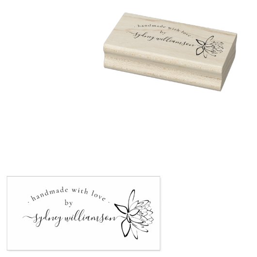 Chique Script Lotus Bloem Custom Handgemaakt Met L Rubberstempel (Gestempeld)