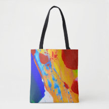 Chique tassen: trendy all-over gedrukte ontwerpen