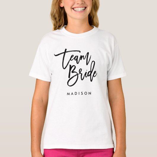 Chique Trendy Brush Zwart Script Team Bride T-shirt (Voorkant)