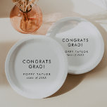 Chique Typografie Congrats Afstudeerder Afstuderen Papieren Bordje<br><div class="desc">Deze chique typografie felicitaties afstudeerder afstuderen papier borden zijn perfect voor een modern afstudeerder feest. Het eenvoudige ontwerp is voorzien van klassieke minimalistische zwart-wit typografie met een rustieke boho-gevoel. in elke kleur. Houd het ontwerp minimaal en elegant, zoals het is, of personaliseer het door uw eigen afbeeldingen en illustraties toe...</div>