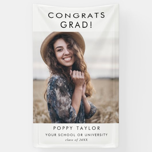 Chique Typografie Congrats Afstudeerder Foto Afstu Spandoek (Verticaal)