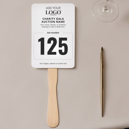 chique veilingpeddel | Biednummer Modern Charity Handwaaier