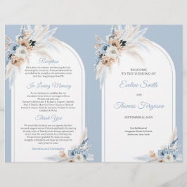 Chique waterverf pastelblauw en ivoor rozen boog