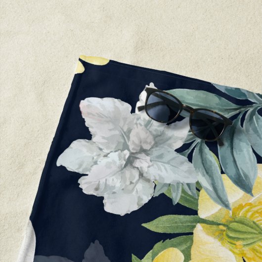 Chique winter sneeuwdrop anemoon bloemenpatroon strandlaken (In situ)