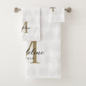 Chique wit goud anahaw blad script monogram bad handdoek (Insitu)
