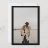 Chique wit zwart foto kalligrafie bruiloft kaart (Achterkant)