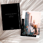 Chique zwart-wit foto bruiloft save the date<br><div class="desc">Chic zwart-wit foto bruiloft opslaan van de datum Kaart. - Zet de toon voor uw feest met deze chique zwart-wit bruiloft op te slaan de datum. Met strakke lijnen,  moderne lettertypen en ruimte voor uw favoriete paar foto,  het is een tijdloze keuze voor een stijlvol,  minimalistisch evenement.</div>