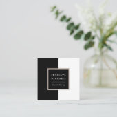 Chique zwart-wit kleurenblok vierkante visitekaartje (Staand voorkant)