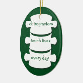 Chiropractors aanraken met persoonlijke films keramisch ornament (Links)