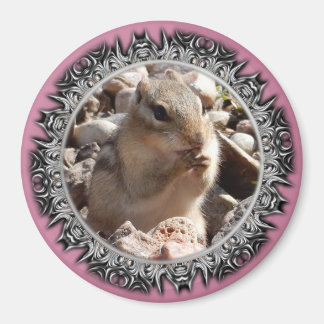 Chirpy Chipmunk Magnet (rand met messen)