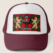 Chisholm Clan Badge & Tartan Trucker Pet (Voorkant)