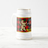 Chisholm Clan Badge & Wrap Around Tartan Bierpul (Voorkant links)