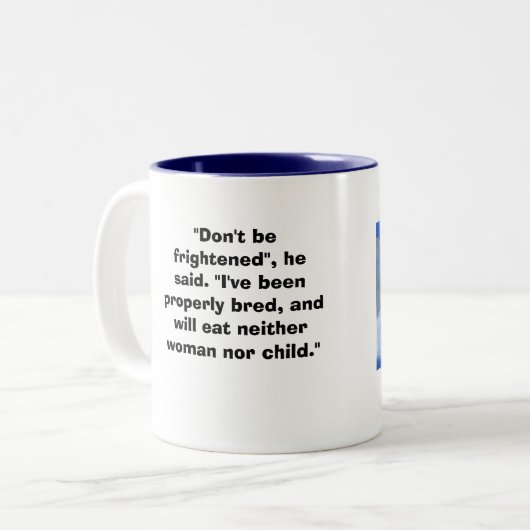 "Chivalrohaai" door Suzi German Tweekleurige Koffiemok (Voorkant links)