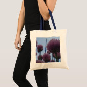 Chive Flowers tegen een Blue Sky Budget Canvas tas (Voorkant (product))