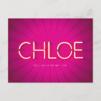 Chloe-naam in gloeiende neonlampen