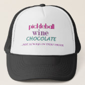 CHOC-herhalen PICKLEBALL WINE Trucker Pet (Voorkant)