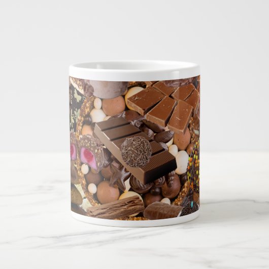Chockablock chocolaatjes grote koffiekop (Voorkant)