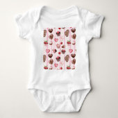 Choco Heart Baby Body Suit Romper (Voorkant)