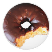 Chocolade Bevroeide gele kachel Donut met bite-out Keramische Knop (Voorkant)