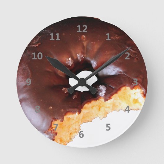 Chocolade Bevroeide gele kachel Donut met bite out Ronde Klok (Voorkant)