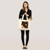 Chocolade bloemenprint Canvas tas (Voorkant (model))