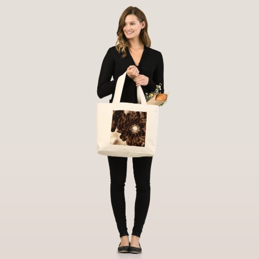 Chocolade bloemenprint Canvas tas (Voorkant (model))