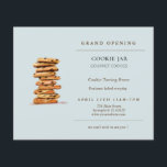 Chocolade chip koekje Bakery Grand Opening Flyer<br><div class="desc">Grote openingsuitnodiging voor bakkerij met waterverf chocolade koekjestoren op blauwe achtergrond.</div>