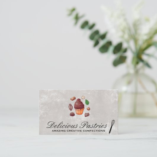 Chocolade Cup Cake en Confections | Whisk Visitekaartje (Staand voorkant)