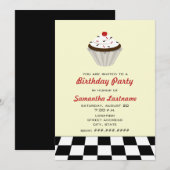 Chocolade Cupcake met Cherry Retro Birthday Party Kaart (Voorkant / Achterkant)