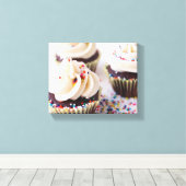 Chocolade Cupcakes Sprinkles Vanille Frosting Canvas Afdruk (Insitu (Houten vloer))