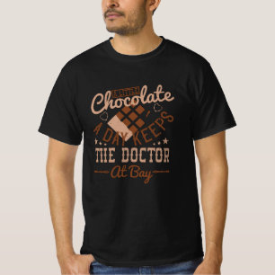 Chocolade - een beetje chocolade per dag t-shirt
