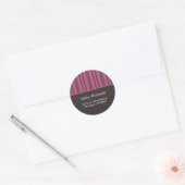 Chocolade, Fuschia & Zalm Gestreepte Adresetikette Ronde Sticker (Envelop)