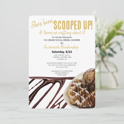 Chocolade ijsschep op wafel Vrijgezellenfeest Kaart (Staand voorkant)