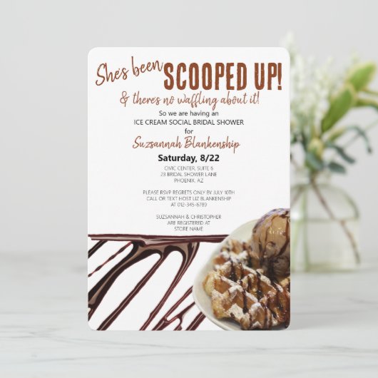 Chocolade ijsschep op wafel Vrijgezellenfeest Kaart (Staand voorkant)