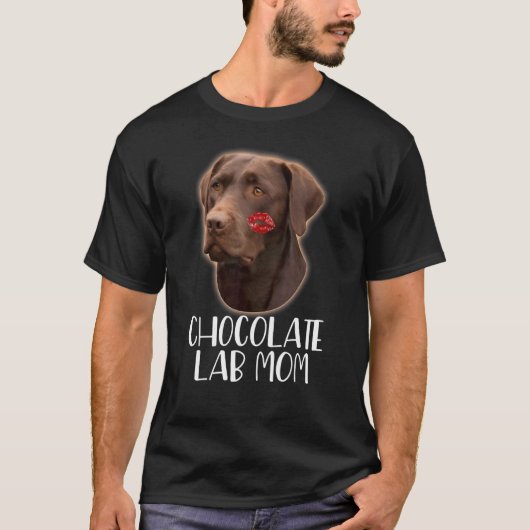 Chocolade Lab mam Chocolade Labrador lipstick aan T-shirt (Voorkant)
