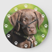 Chocolade Lab Puppy Dog Grote Klok (Voorkant)