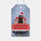 Chocolade Labrador Hond in Sneeuw Kerstmis Auto Cadeaulabel (Voorkant)