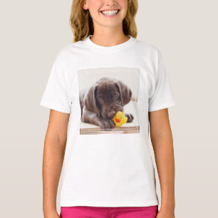 Chocolade Labrador Puppy met Speelgoed Duck T-shirt