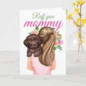 Chocolade Labrador Puppy met vrouw Ruff je mama Kaart (Gele Bloem)
