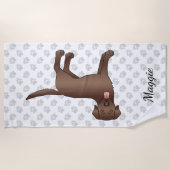 Chocolade Labrador Retriever Cartoon Dog & Name Strandlaken (Voorkant)